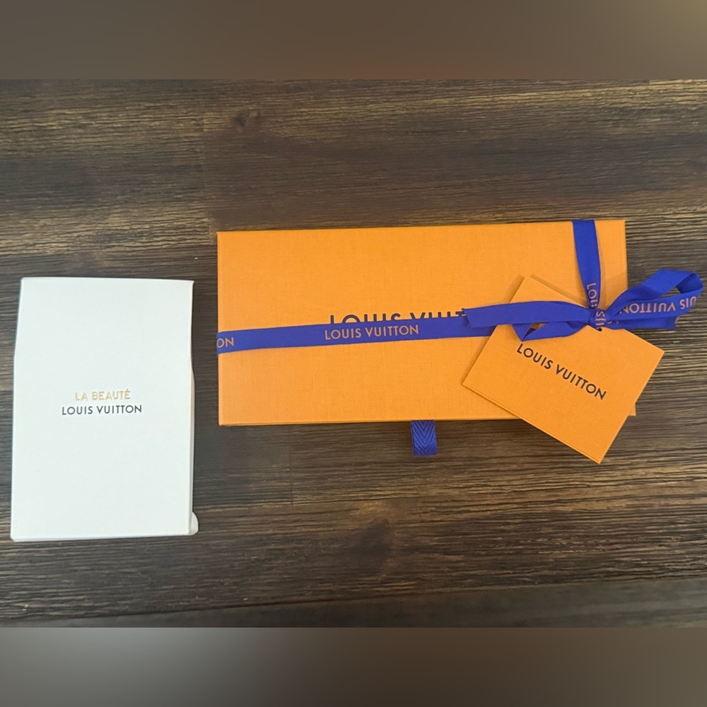 Louis Vuitton Grace Coddington My LV Trunk Bandeau CATOGRAM - Picture 16 of 16